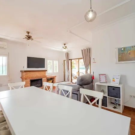 Blanca Malaga - Private - Heated Pool Villa *