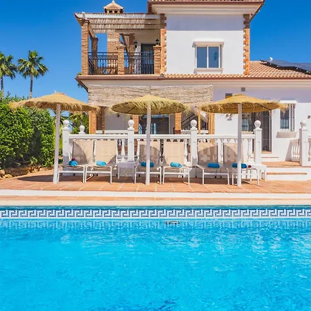 Villa Blanca Malaga - Private - Heated Pool
